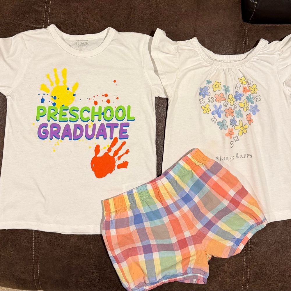 Girls Colorful Size 4T Tops & Shorts Set